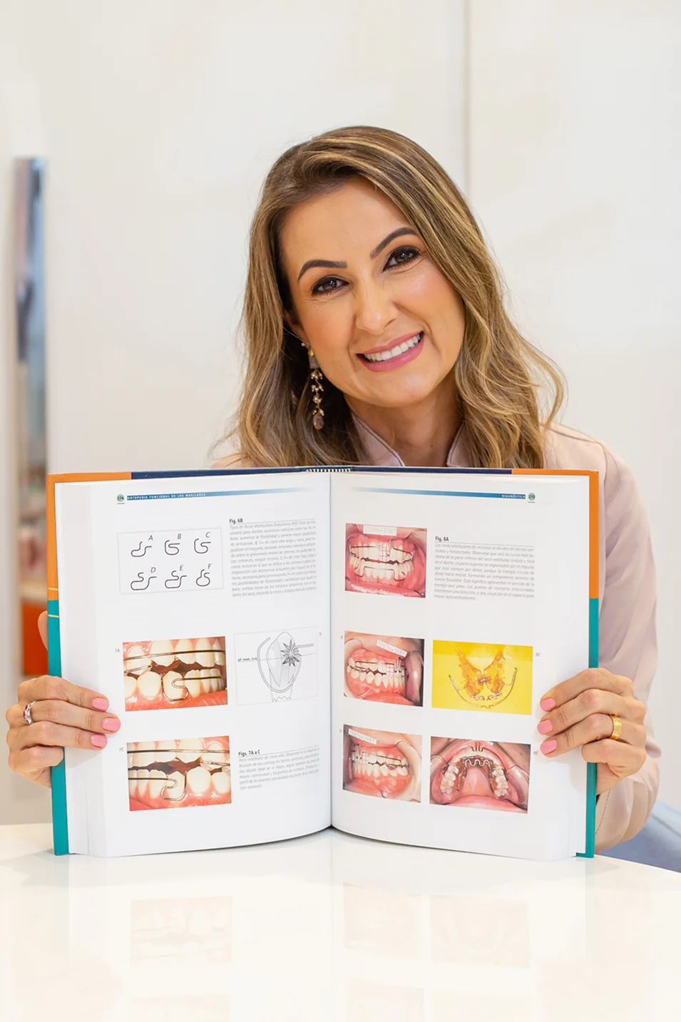 tia-paula-giuriato-odontopediatra-em-linhares-3232432423